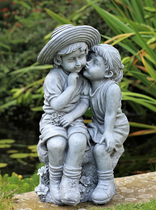 Garden Ornaments Boy & Girl Loving Kissing Cherub Statue Grey
