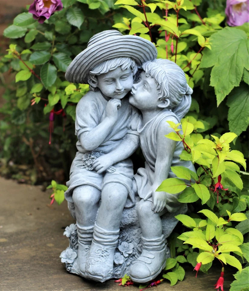 Garden Ornaments Boy & Girl Loving Kissing Cherub Statue Grey